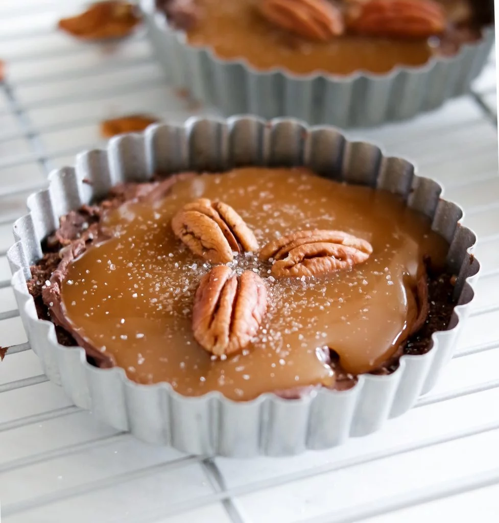 Low Carb Salted Caramel Brownie Tarts-0670