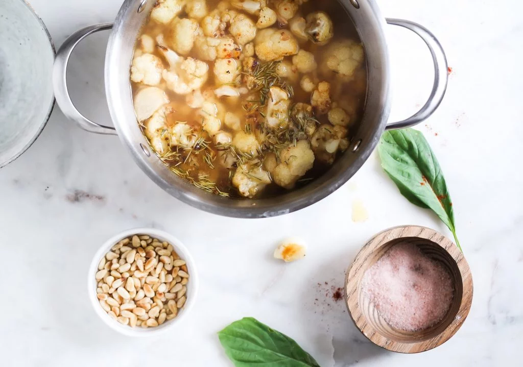 Roasted Cauliflower Garlic Soup w Fresh Thyme-0574