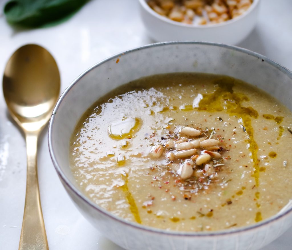 Roasted Cauliflower Garlic Soup w Fresh Thyme-0635