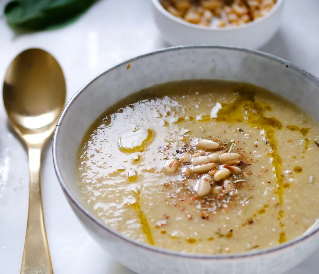 Roasted Cauliflower Garlic Soup w Fresh Thyme-0635