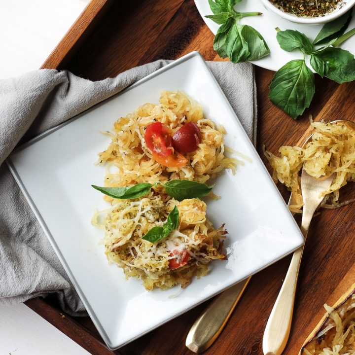 Simple Pesto Spaghetti Squash