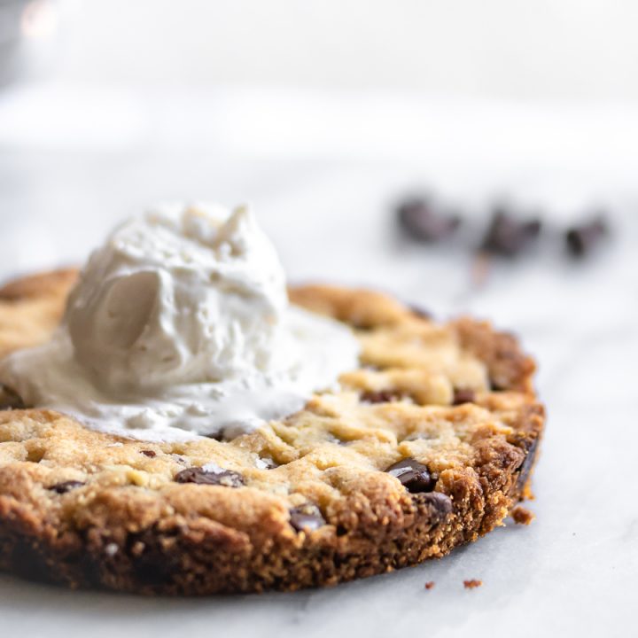 Keto chocolate chip skillet Cookie for Two