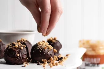 Keto Peanut Butter Cheesecake Truffles