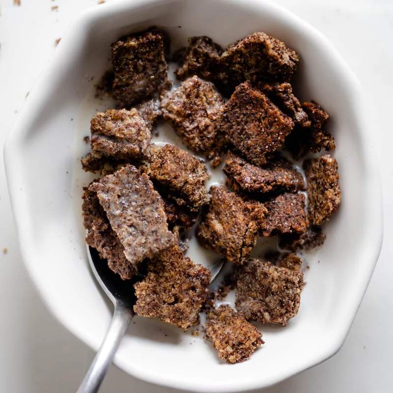 Low Carb Cinnamon Flax Cereal