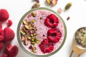 Low Carb Raspberry Pistachio Smoothie