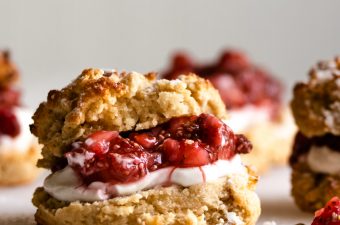 Healthy Greek Yogurt Strawberry Shortcakes