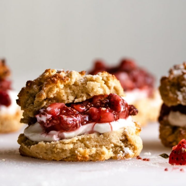 Healthy Greek Yogurt Strawberry Shortcakes