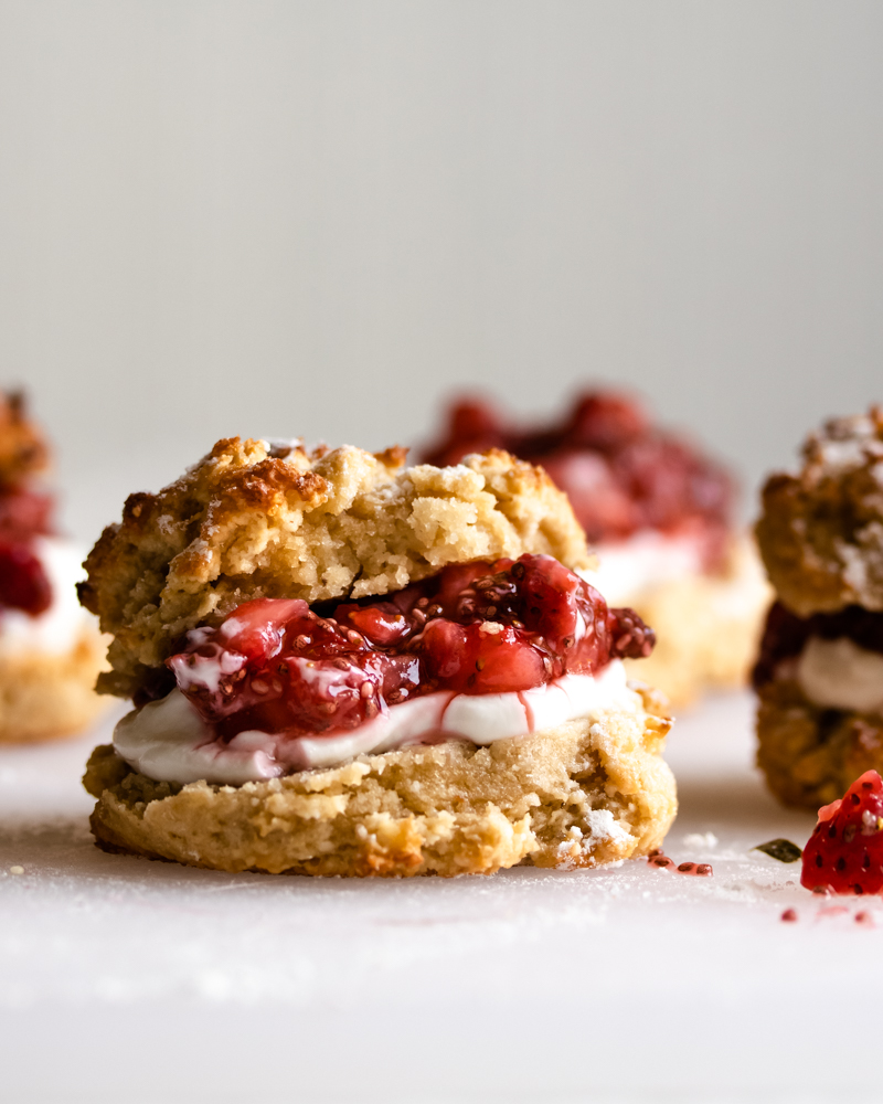 Healthy Greek Yogurt Strawberry Shortcakes